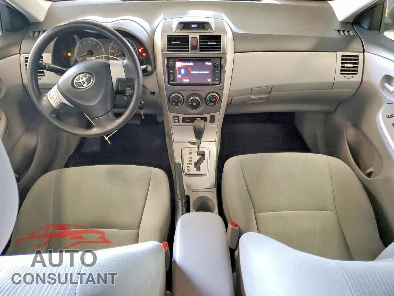TOYOTA COROLLA 2013 - 2T1BU4EE4DC089009