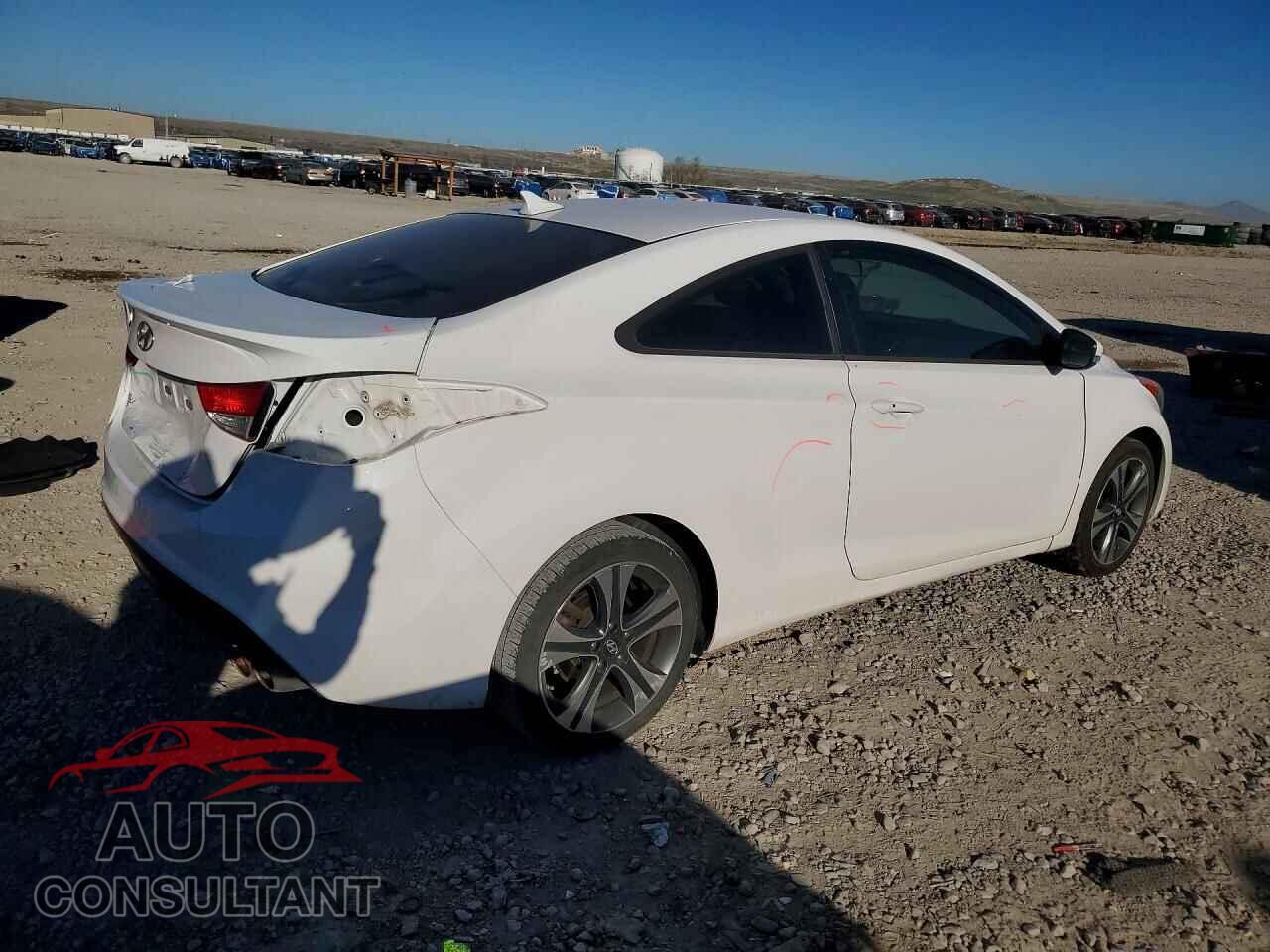 HYUNDAI ELANTRA 2013 - KMHDH6AE7DU010414