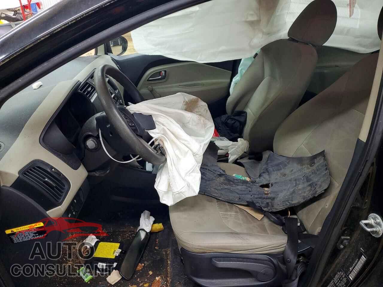 KIA RIO 2015 - KNADM4A38F6520679