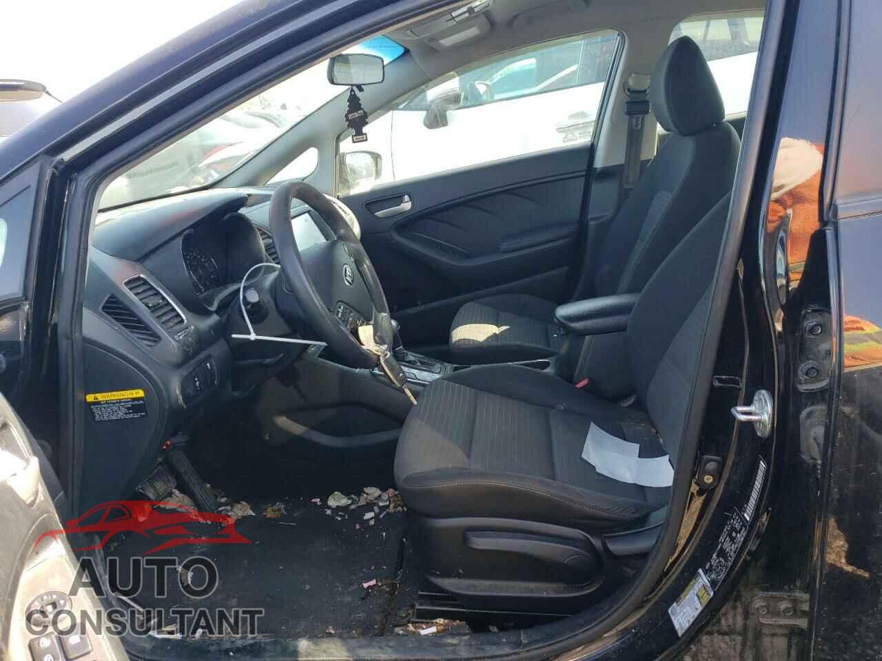 KIA FORTE 2017 - 3KPFL4A77HE059649