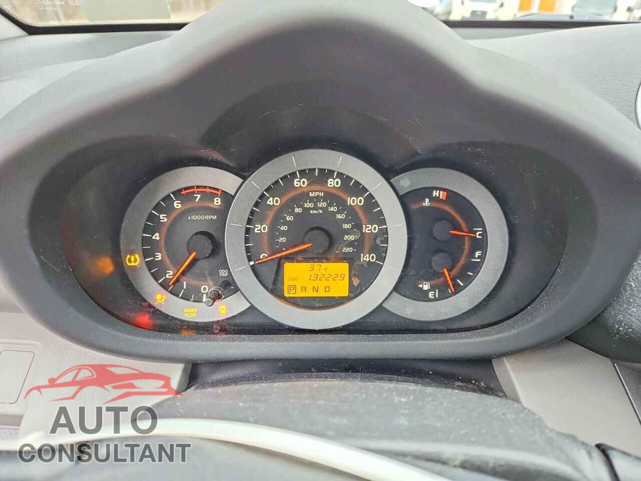TOYOTA RAV4 2011 - JTMBF4DVXBD041901