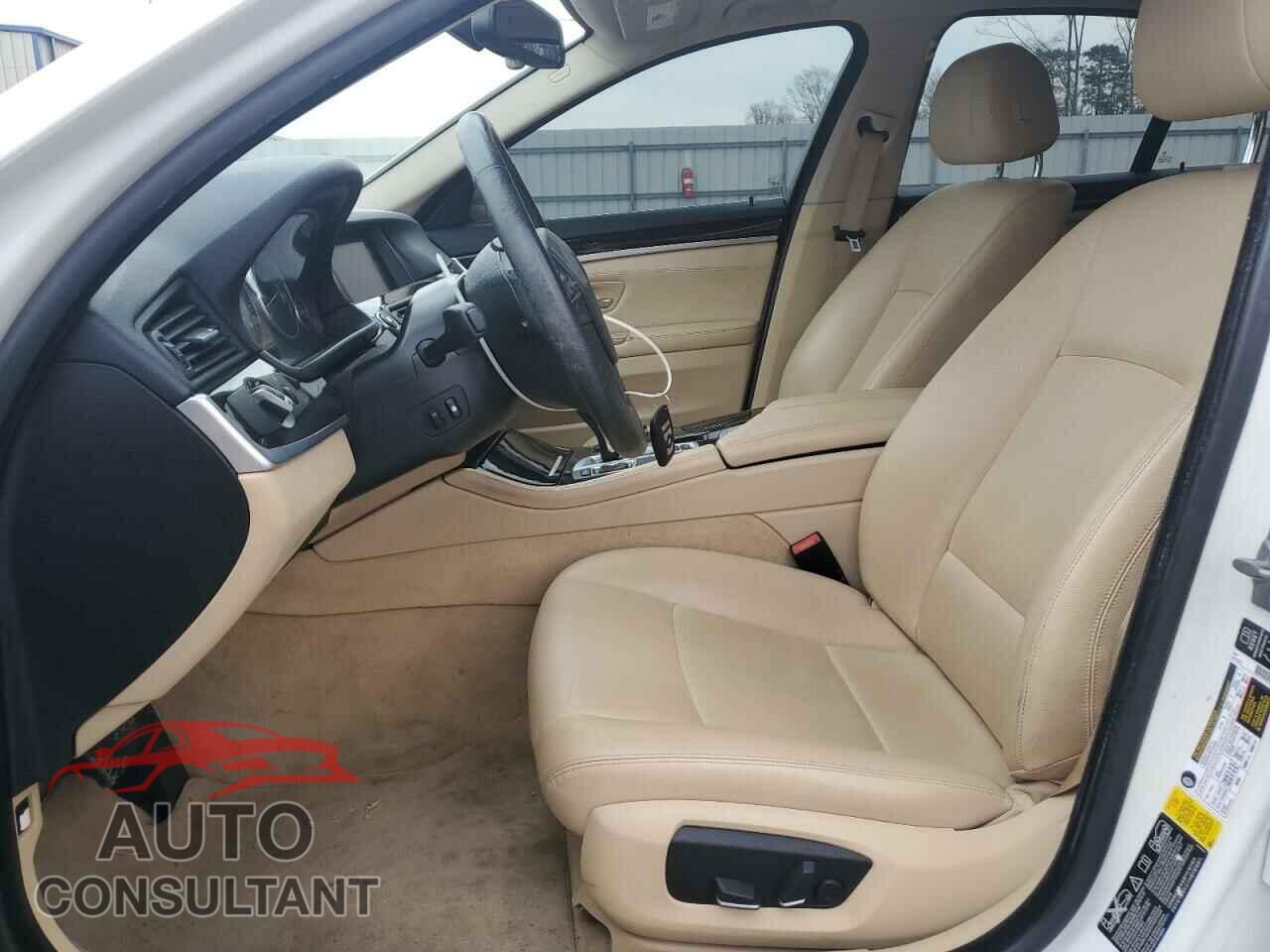 BMW 5 SERIES 2014 - WBA5B3C55ED533130