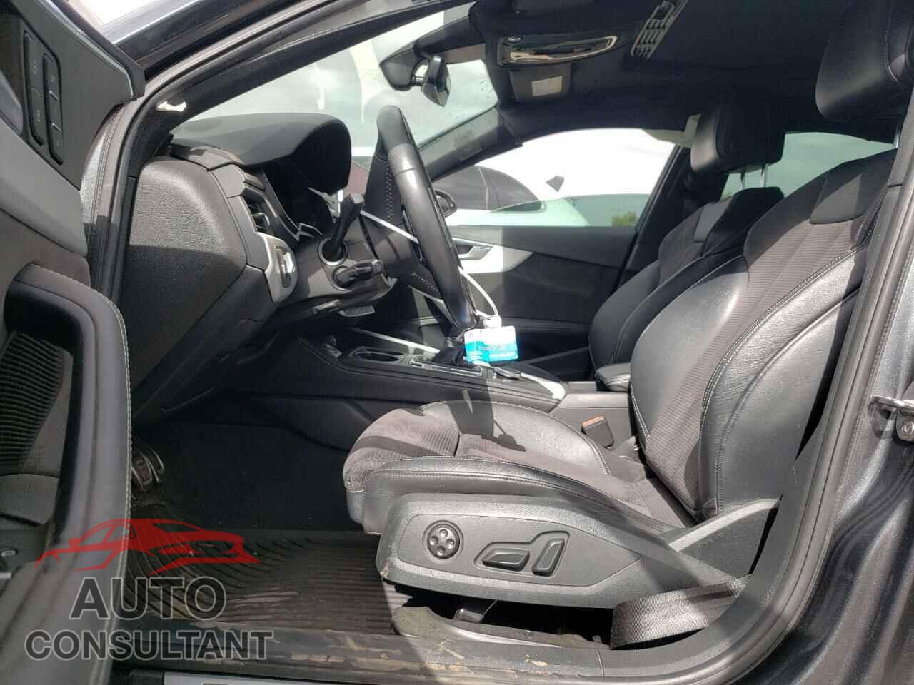 AUDI A4 2017 - WAUPNAF40HN069539