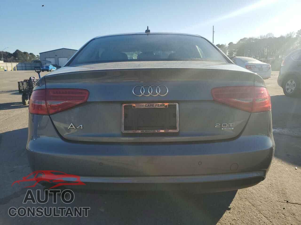 AUDI A4 2013 - WAUFFAFL5DN037289
