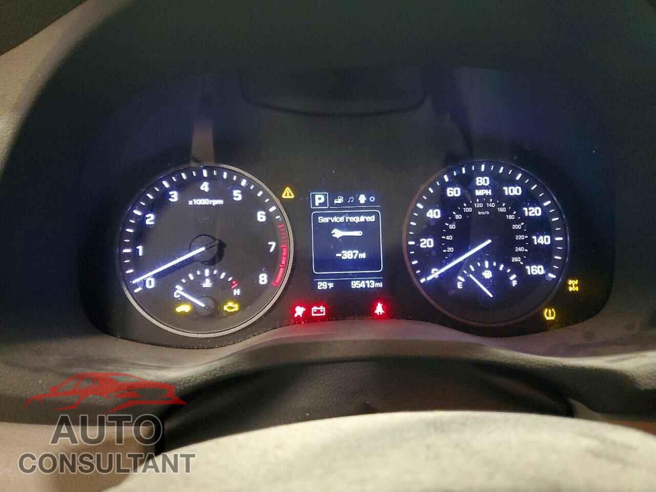 HYUNDAI TUCSON 2017 - KM8J3CA23HU400552