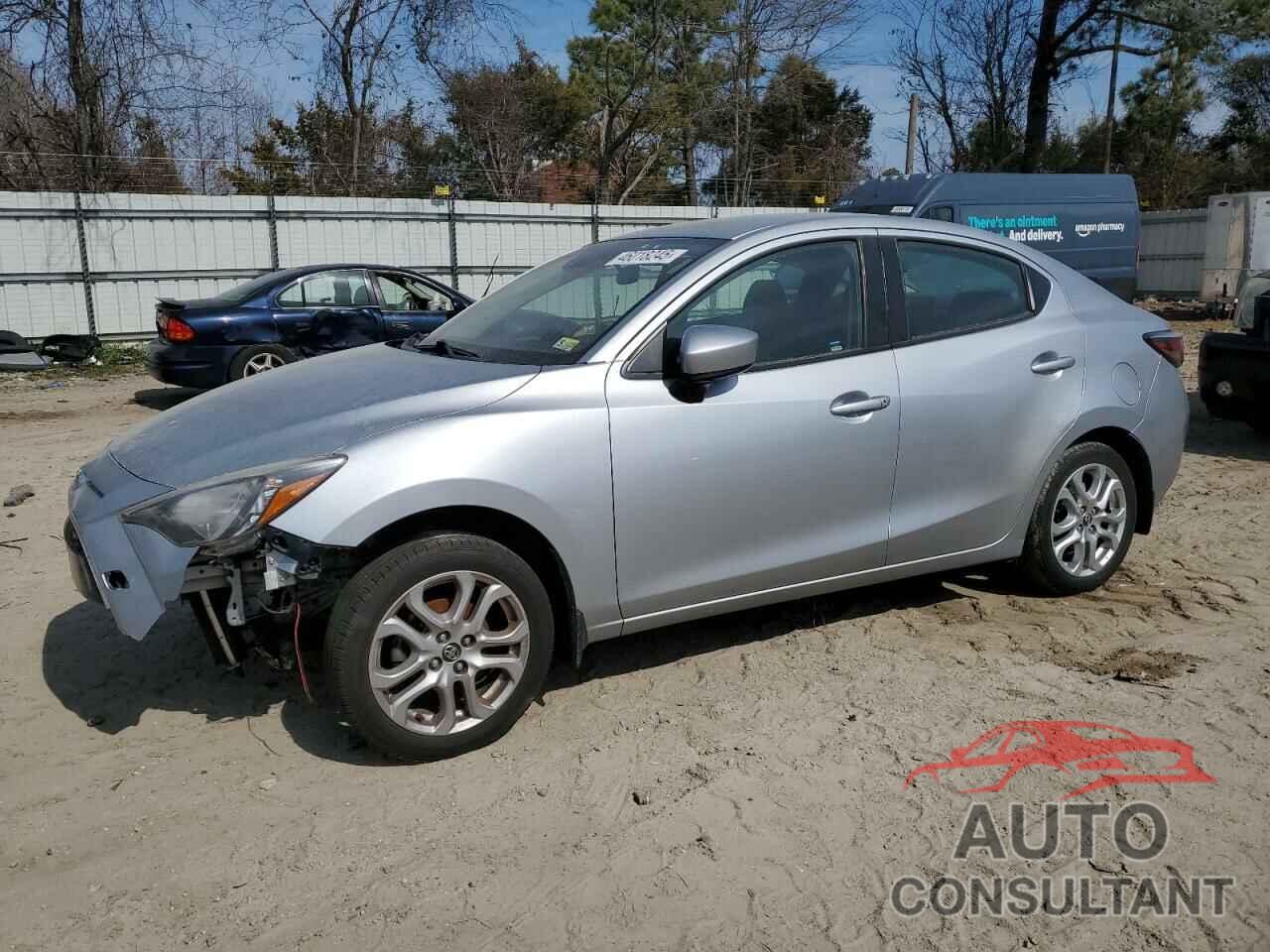 TOYOTA YARIS 2018 - 3MYDLBYVXJY300433