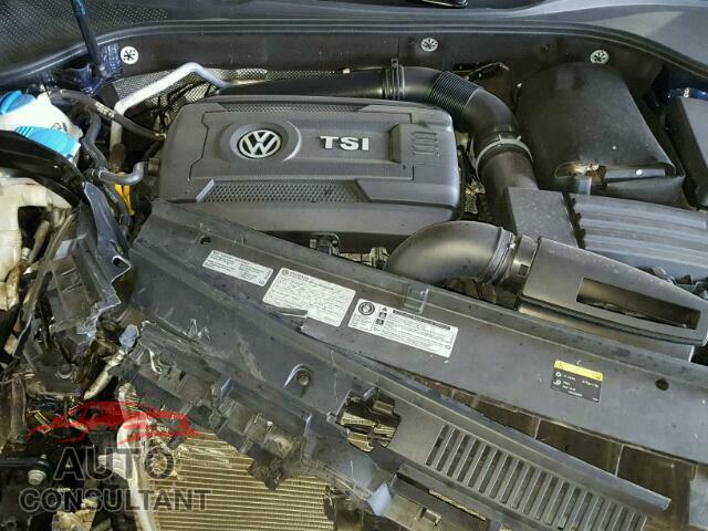 VOLKSWAGEN PASSAT 2015 - 1VWCT7A37FC009563