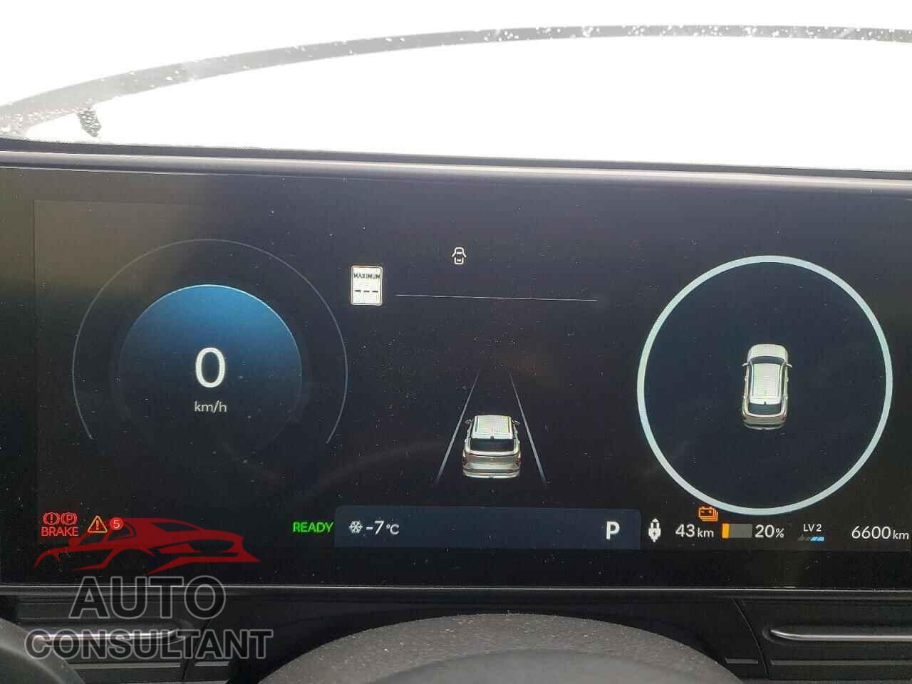 HYUNDAI UNKNOWN 2025 - KM8HE3A69SU032395