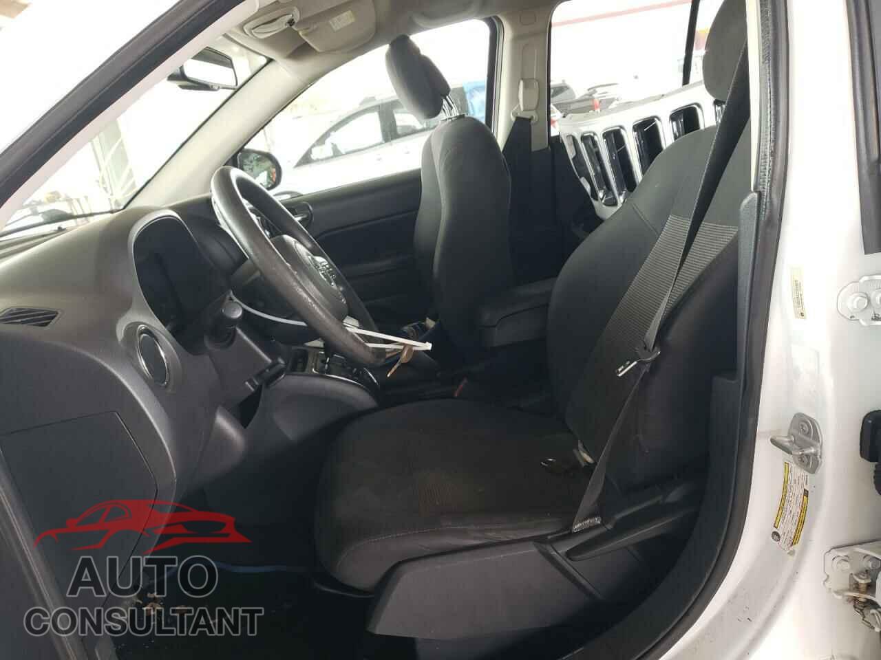 JEEP COMPASS 2016 - 1C4NJCBA2GD666676