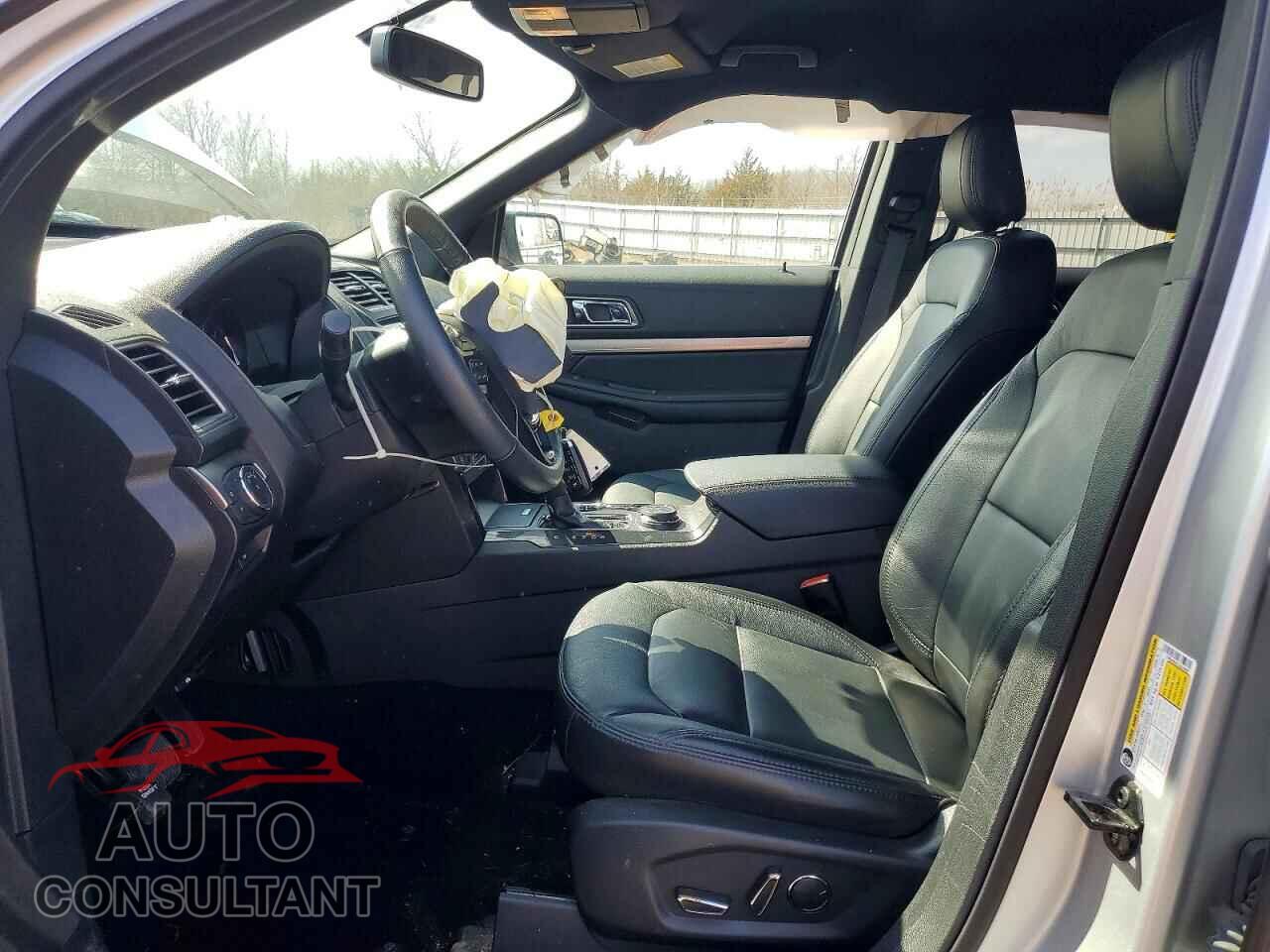 FORD EXPLORER 2018 - 1FM5K8D82JGC40007