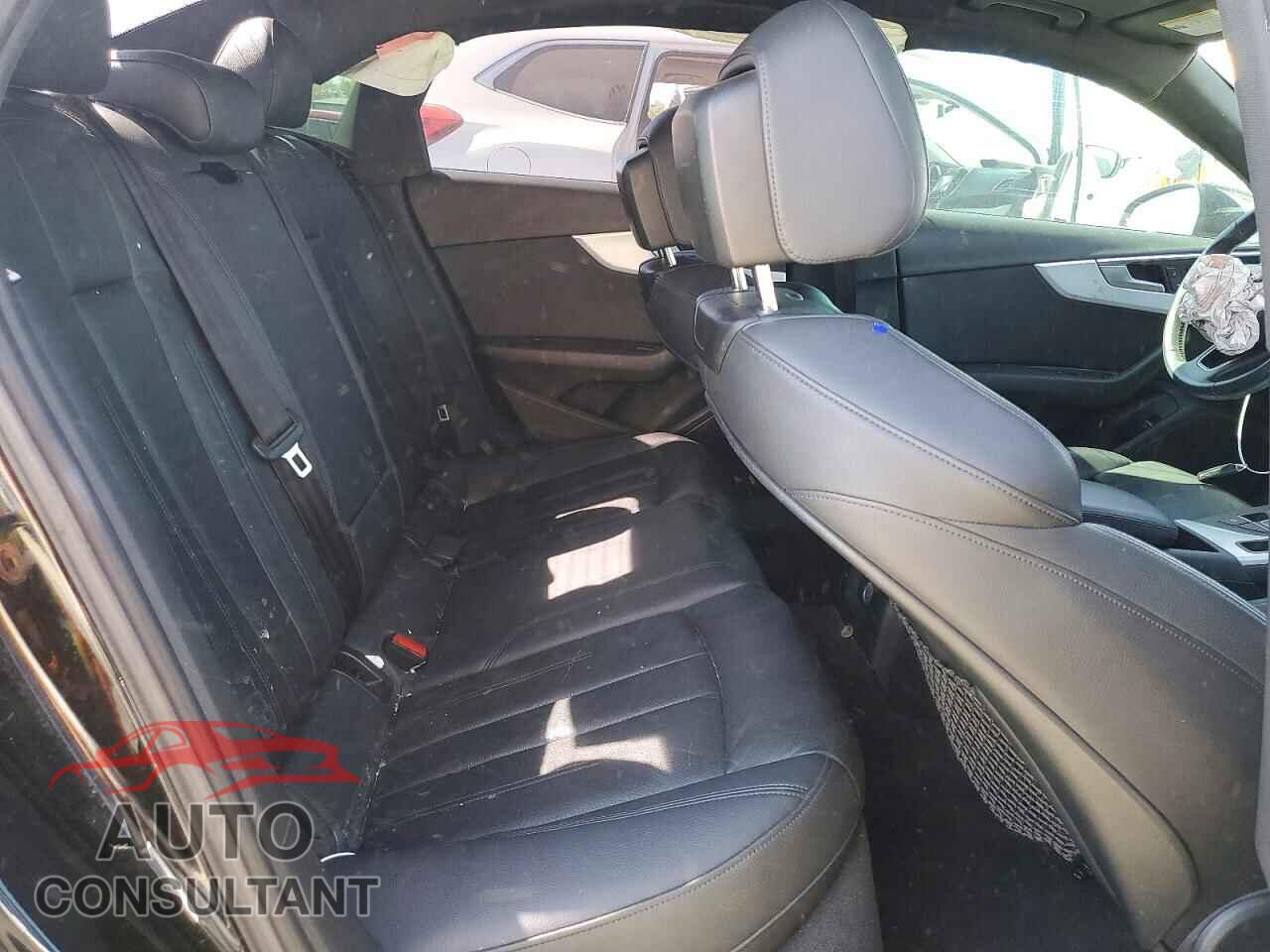 AUDI A4 2018 - WAUKMAF42JA019641