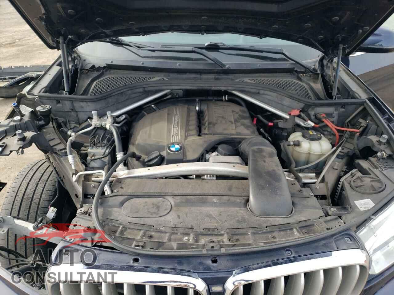 BMW X5 2017 - 5UXKR0C32H0X81909