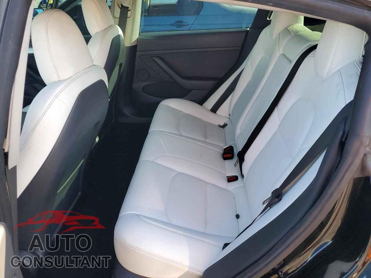 TESLA MODEL 3 2022 - 5YJ3E1EC9NF209298