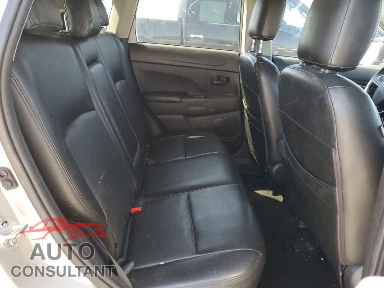 MITSUBISHI OUTLANDER 2014 - 4A4AP3AU8EE016873