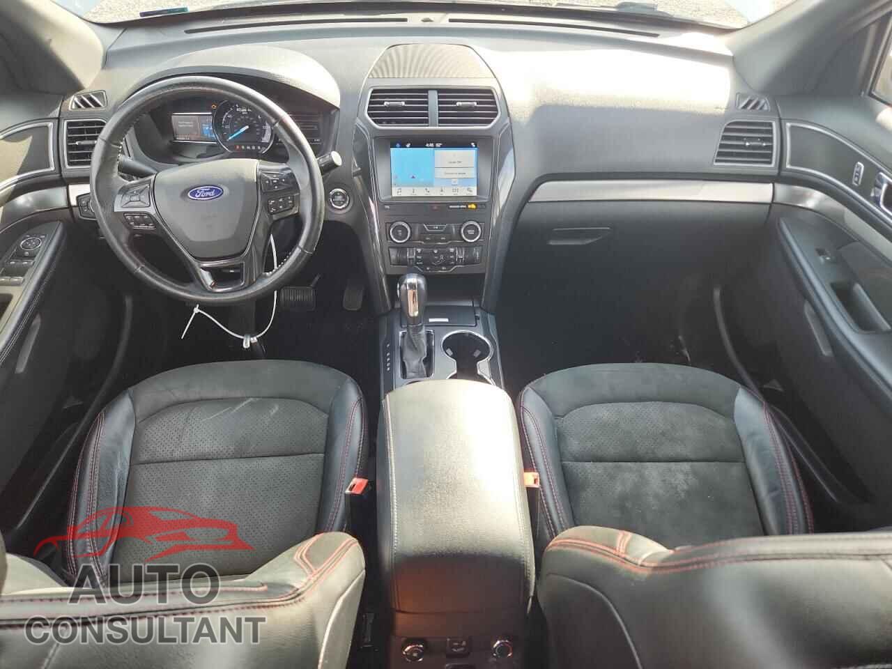 FORD EXPLORER 2019 - 1FM5K7D8XKGB01917