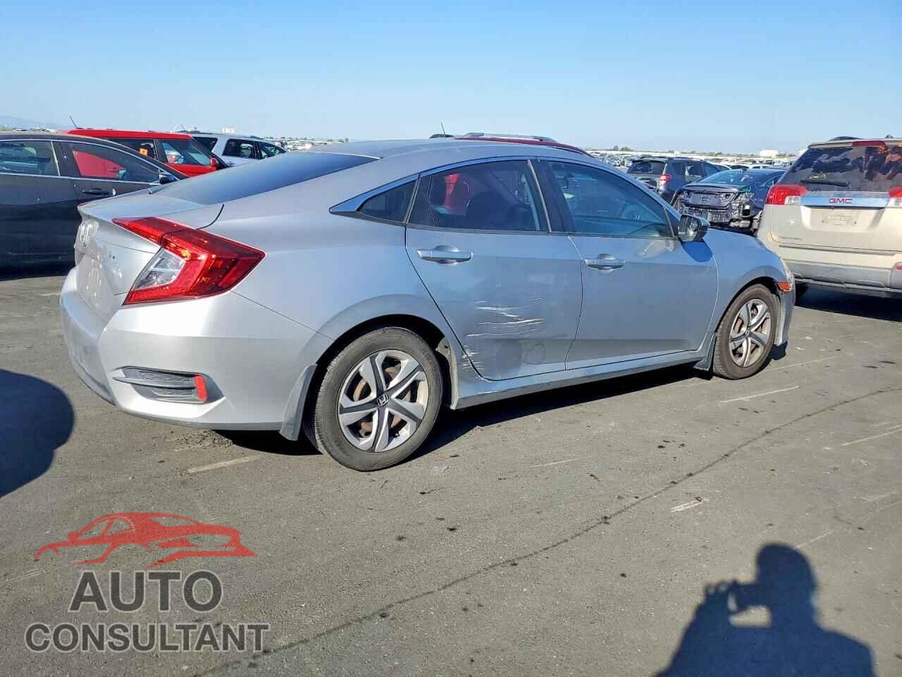 HONDA CIVIC 2018 - 2HGFC2F54JH545665