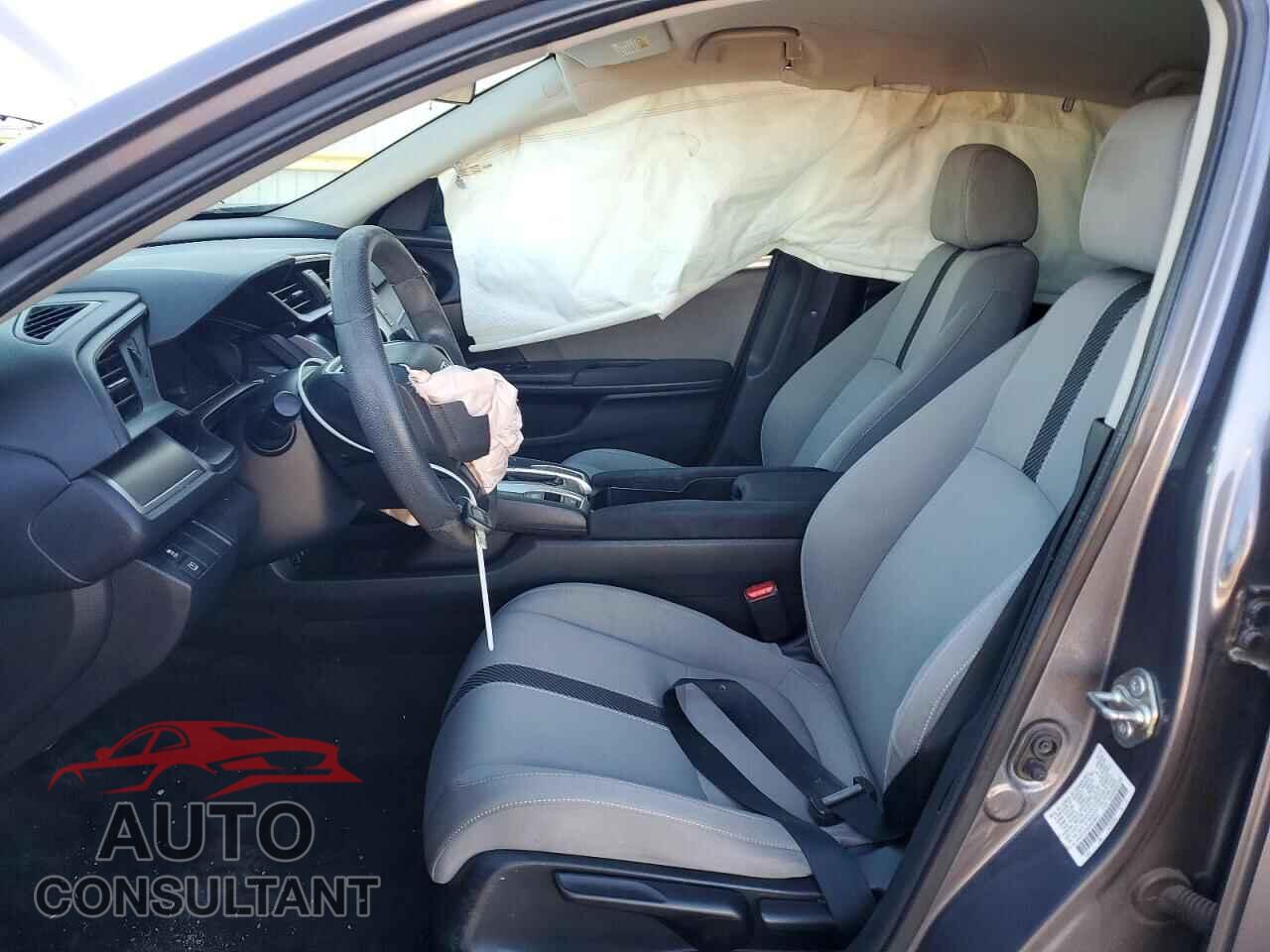 HONDA CIVIC 2018 - 2HGFC2F55JH559672