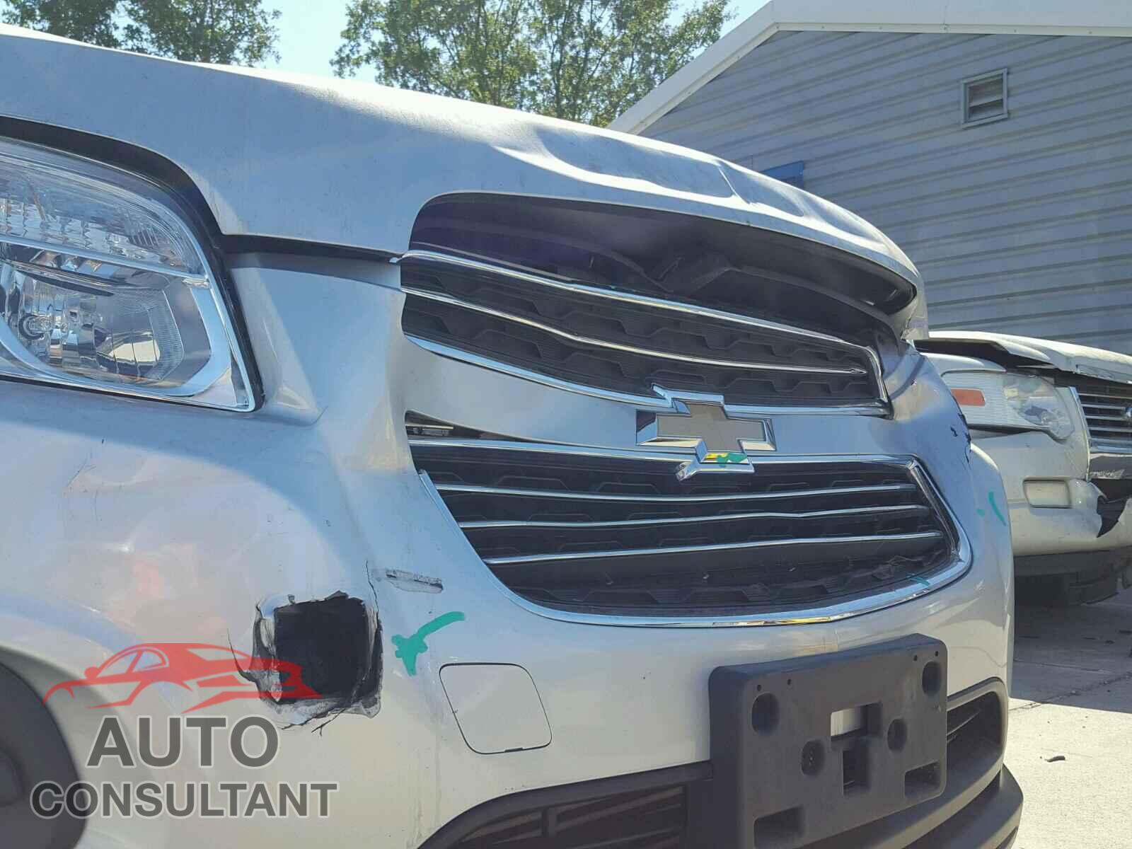 CHEVROLET TRAX LS 2015 - 3GNCJKSB5FL256268