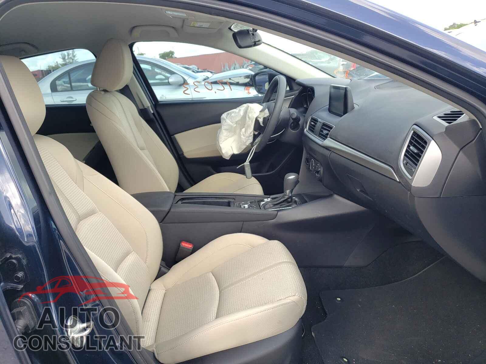 MAZDA 3 2018 - 3MZBN1U75JM244746