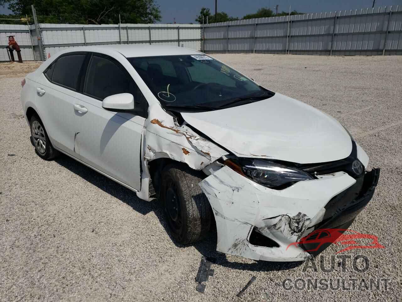 TOYOTA COROLLA 2018 - 5YFBURHE9JP798765