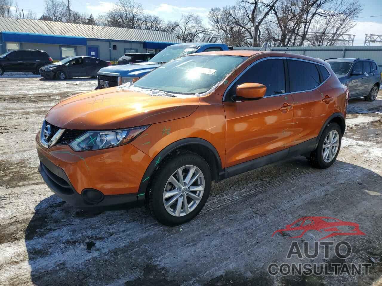 NISSAN ROGUE 2017 - JN1BJ1CP8HW005429
