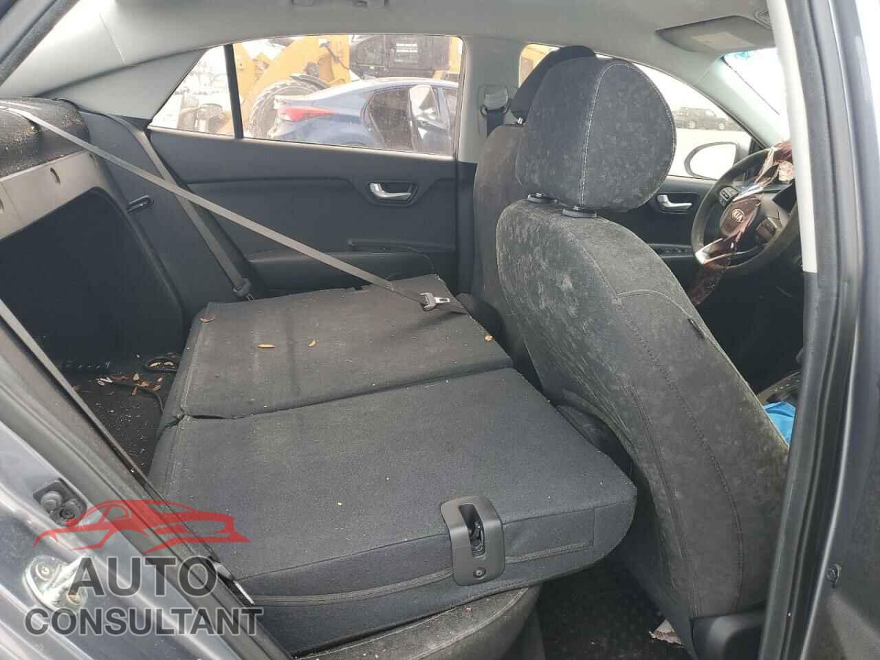 KIA RIO 2018 - 3KPA24AB7JE116892