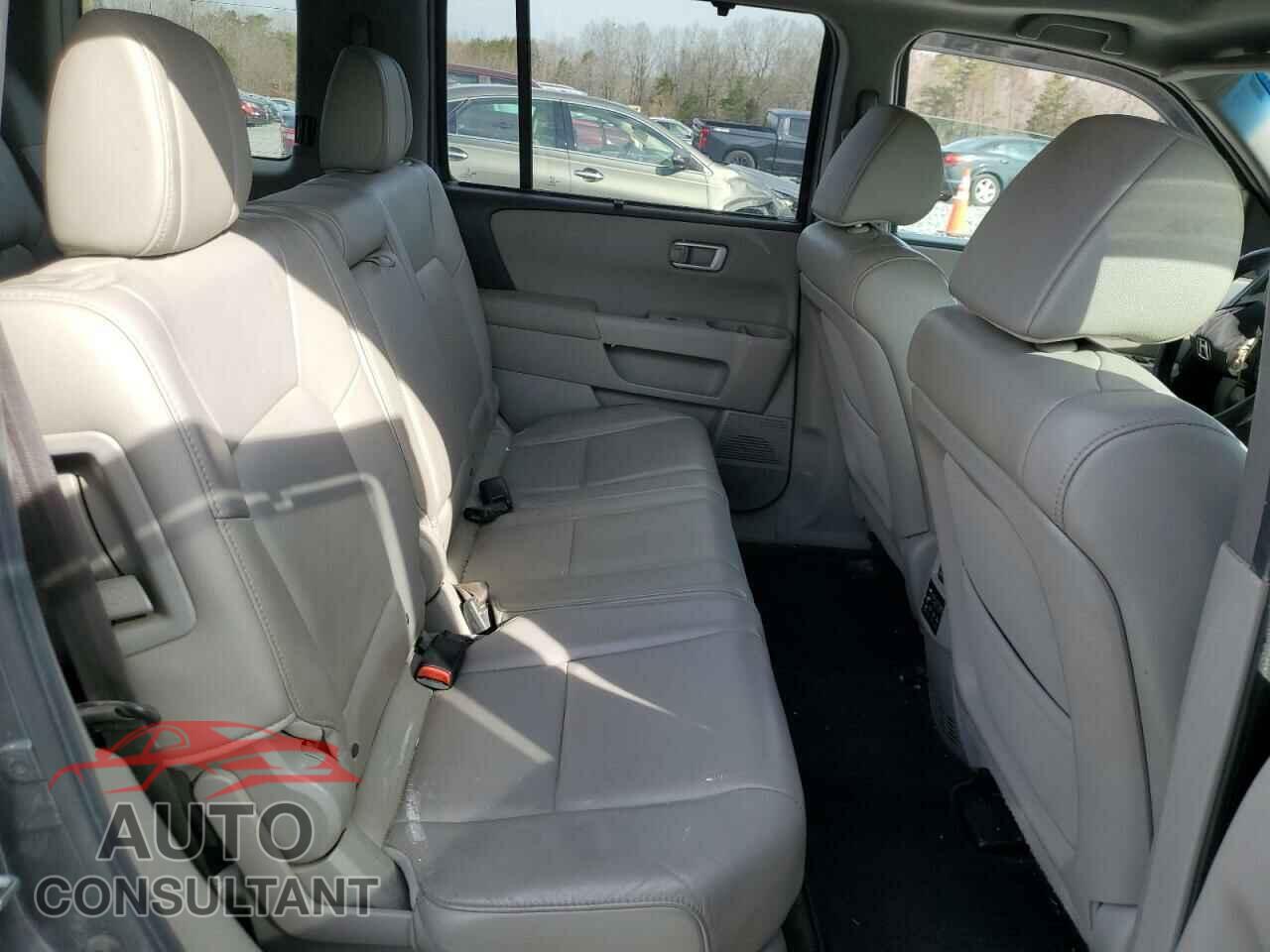 HONDA PILOT 2012 - 5FNYF3H90CB029042