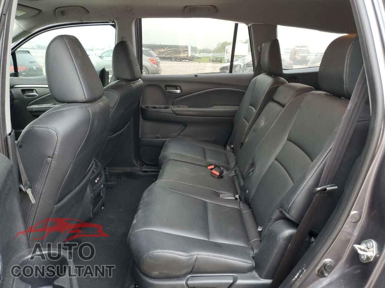 HONDA PILOT 2019 - 5FNYF5H59KB030729