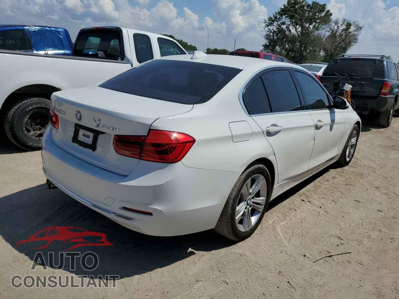 BMW 3 SERIES 2016 - WBA8E9C56GK643948