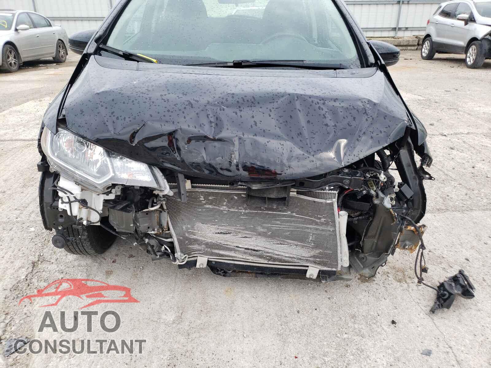 HONDA FIT 2017 - JHMGK5H56HS013727