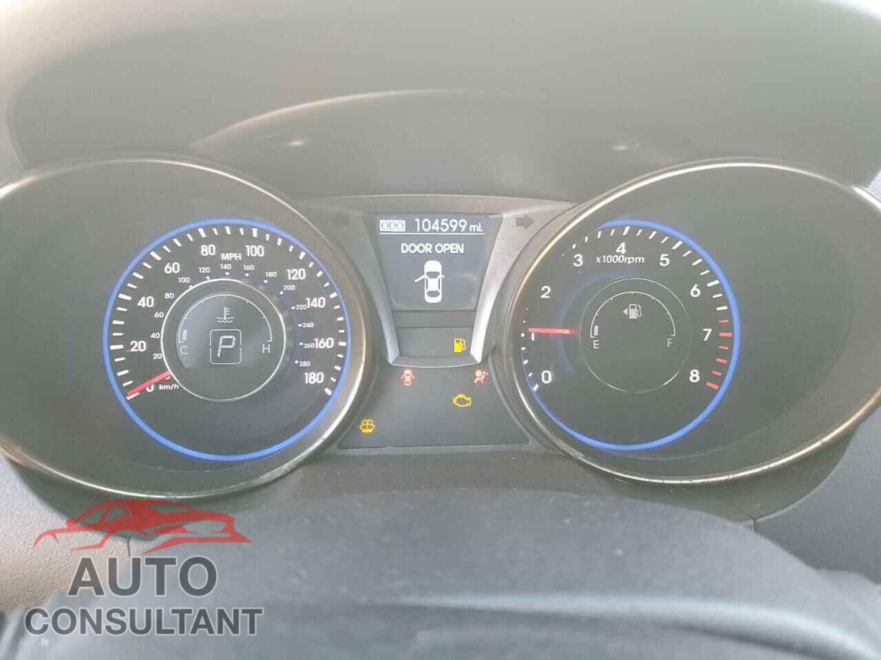 HYUNDAI GENESIS 2013 - KMHHU6KJ2DU092061