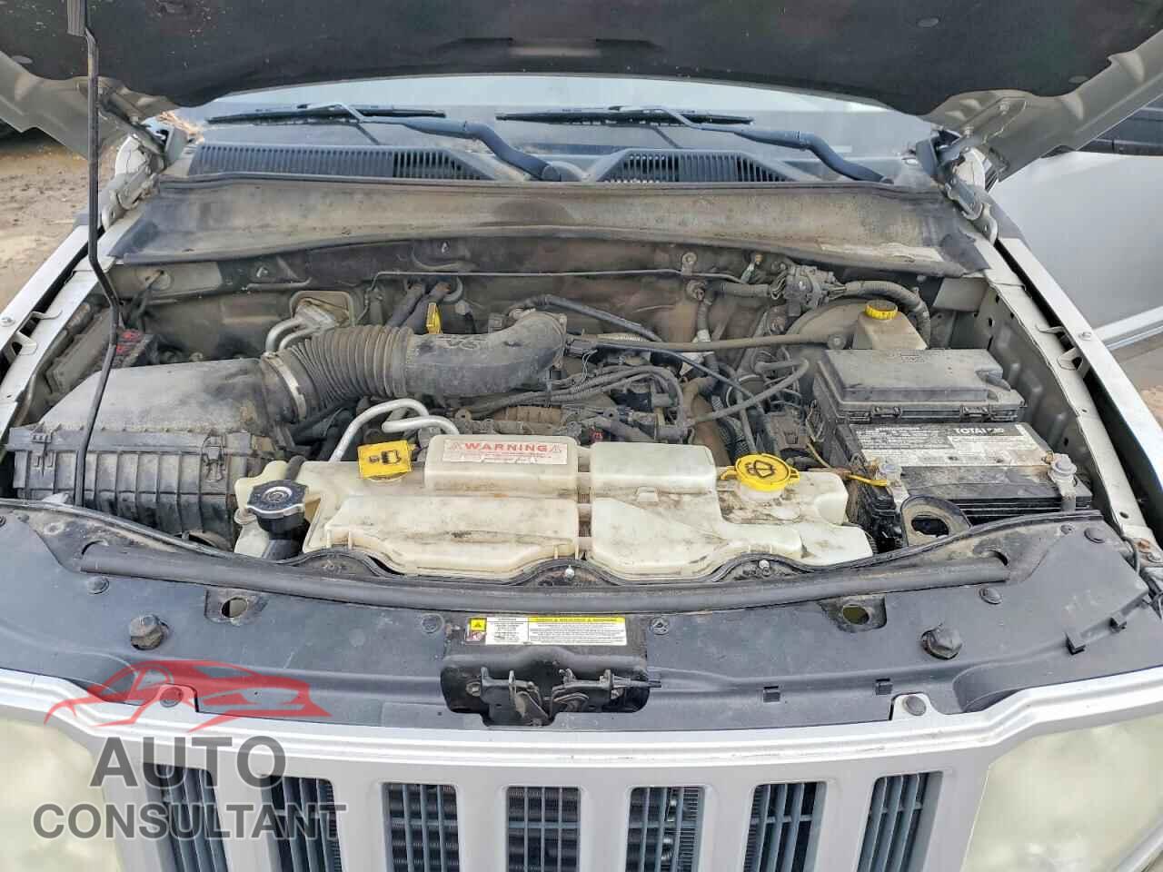 JEEP LIBERTY 2011 - 1J4PN2GK4BW558236