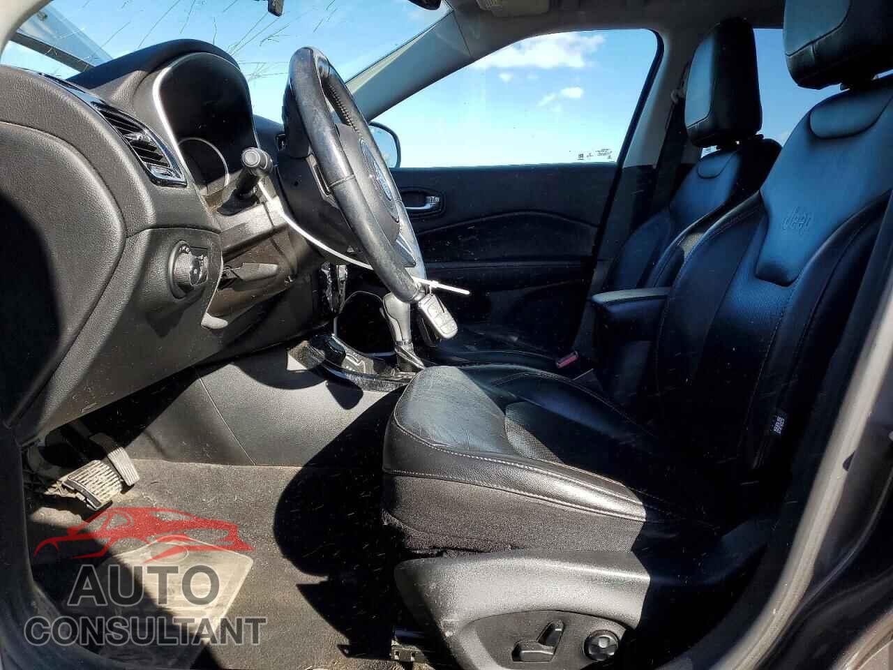 JEEP COMPASS 2018 - 3C4NJDCB7JT222448
