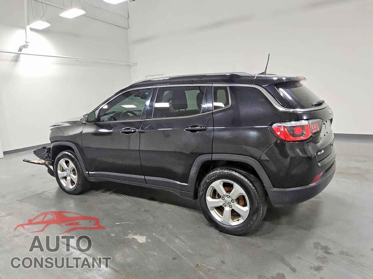 JEEP COMPASS 2018 - 3C4NJDBB8JT435684