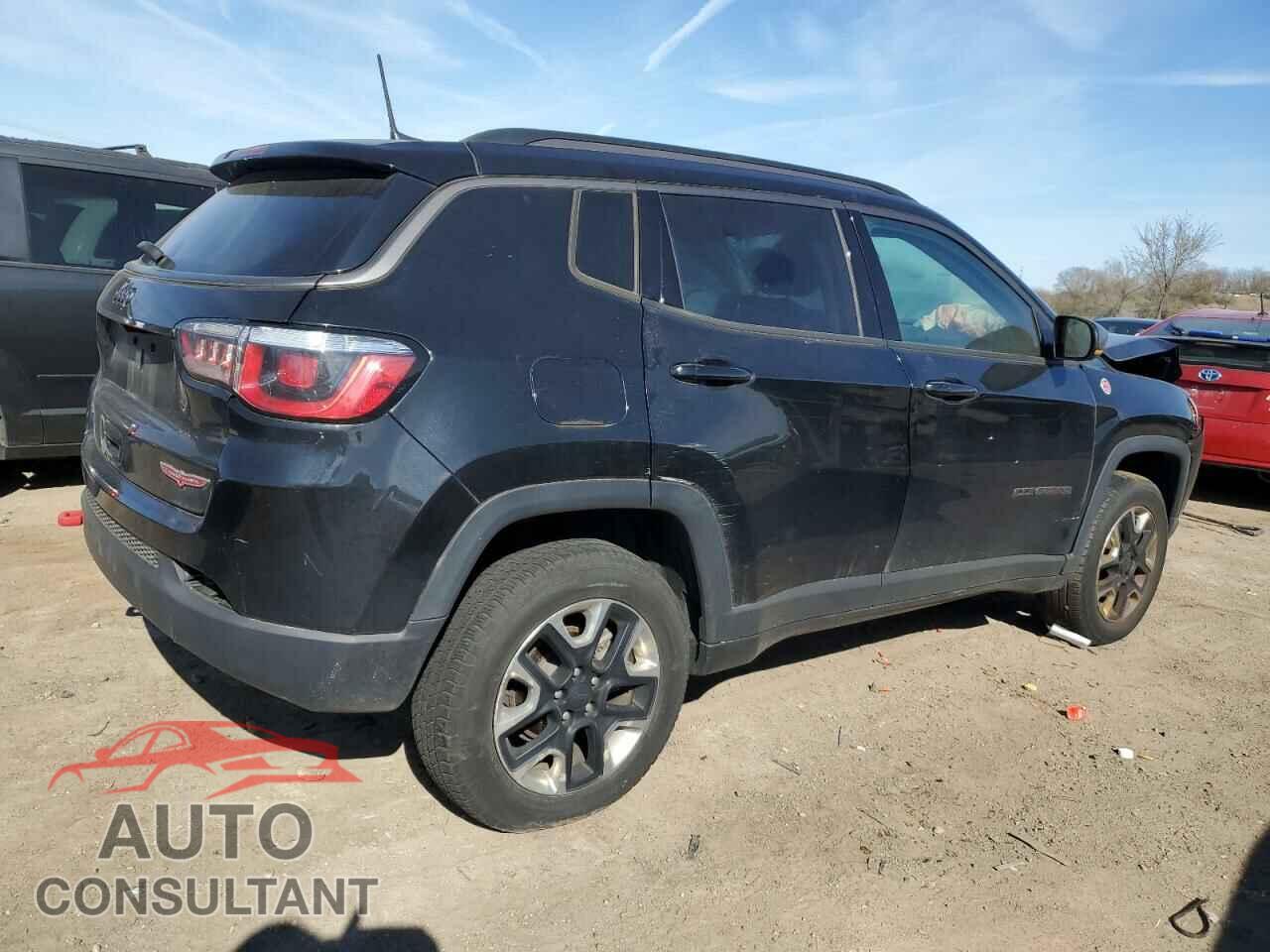 JEEP COMPASS 2018 - 3C4NJDDB8JT442017