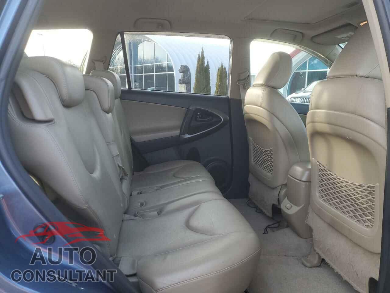 TOYOTA RAV4 2010 - JTMDF4DV2AD036389