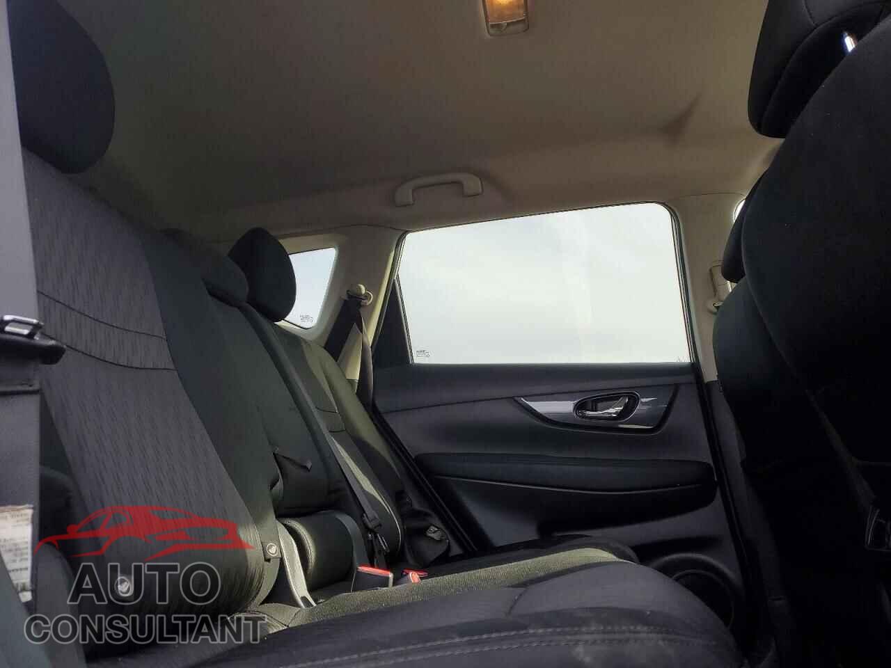 NISSAN ROGUE 2018 - KNMAT2MV3JP559192