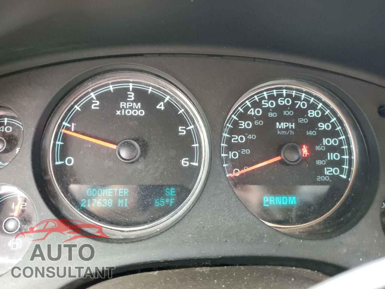 CHEVROLET TAHOE 2013 - 1GNSCBE03DR240169