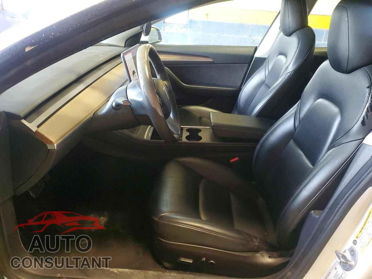 TESLA MODEL 3 2022 - 5YJ3E1EA0NF368449