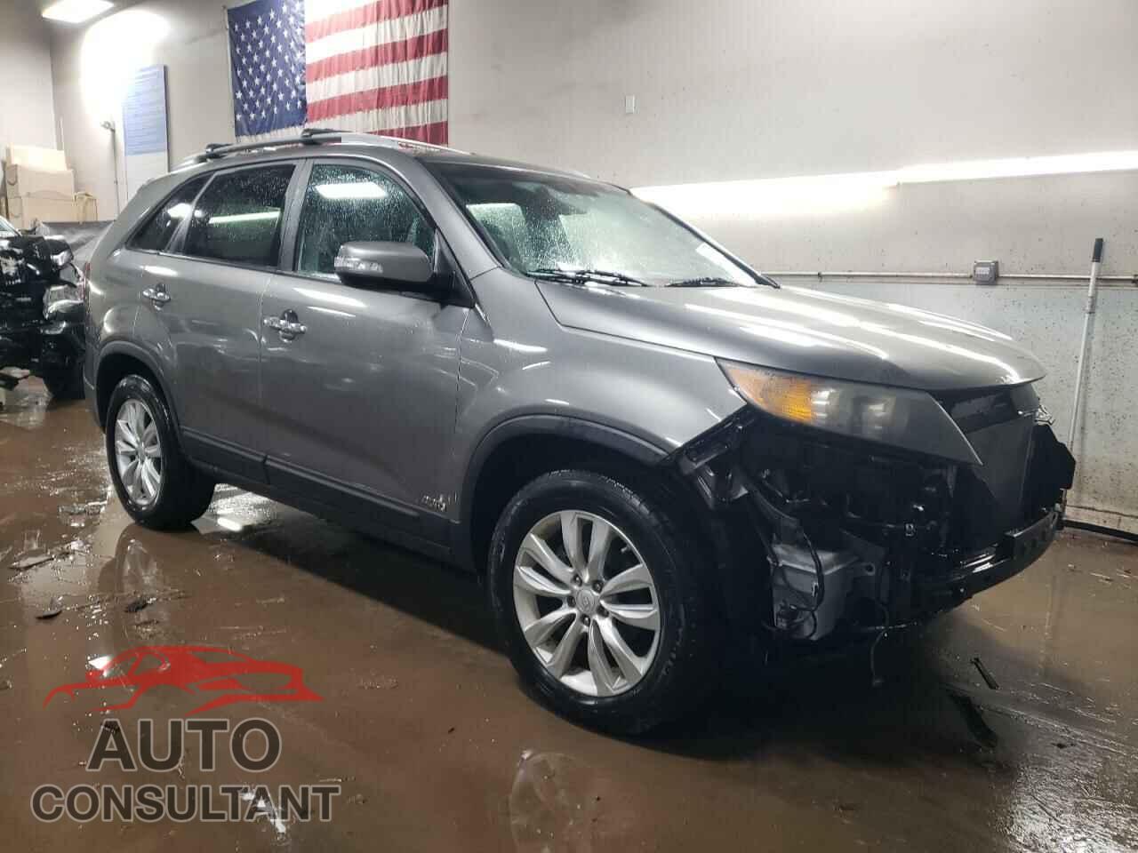 KIA SORENTO 2011 - 5XYKUDA19BG150729