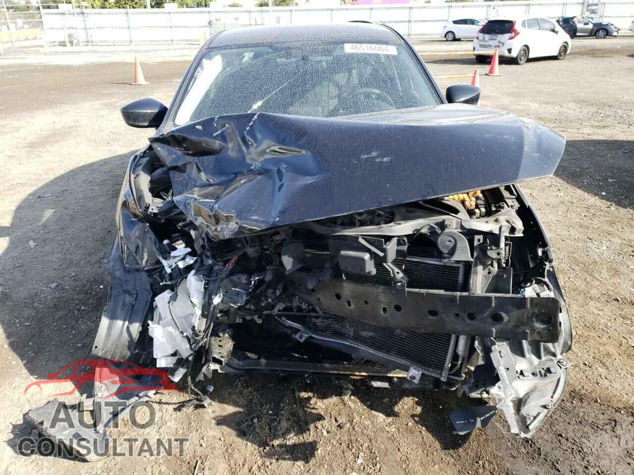 MAZDA 3 2017 - 3MZBN1U72HM111968