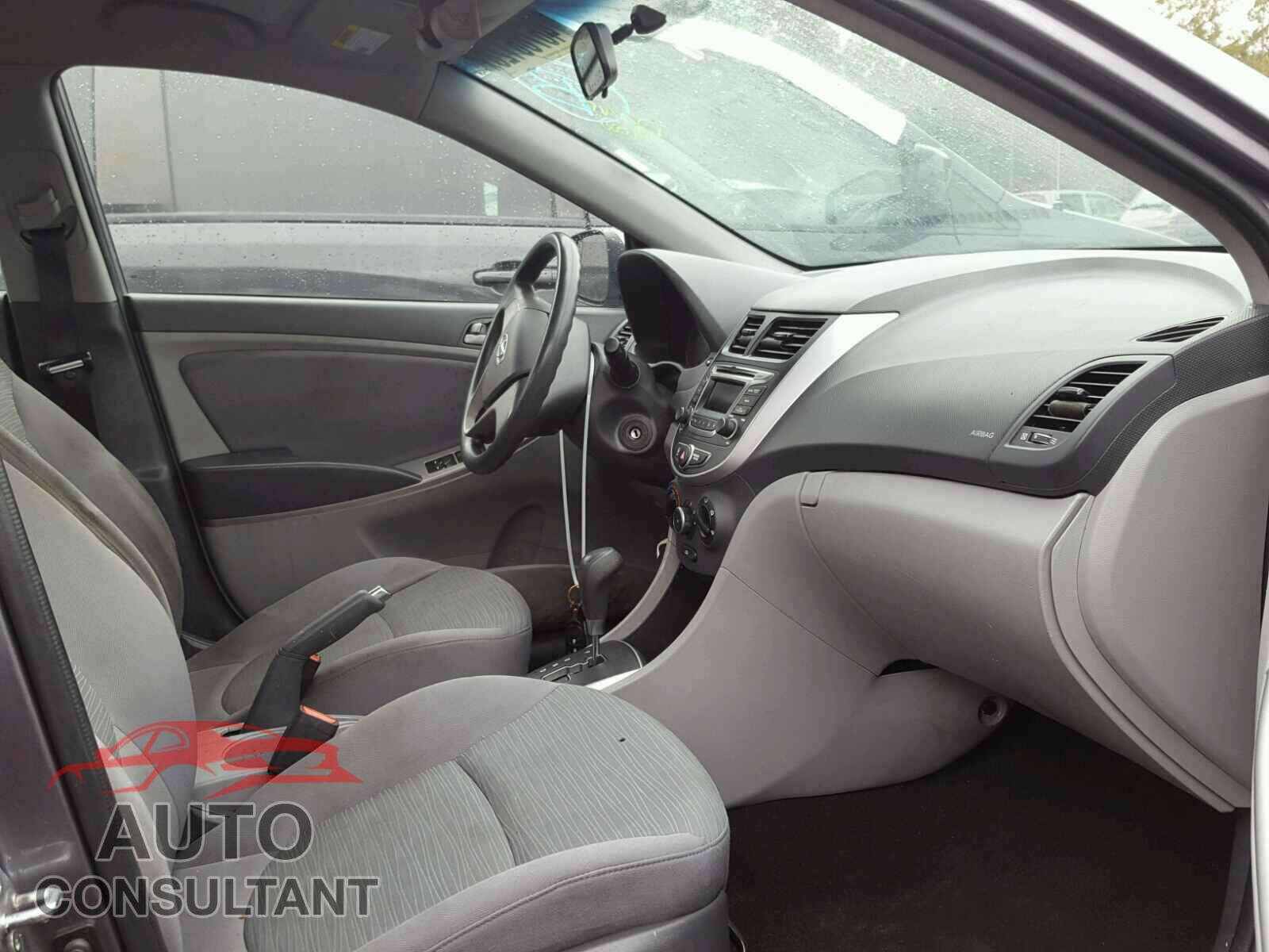 HYUNDAI ACCENT 2015 - KMHCT4AEXFU801795