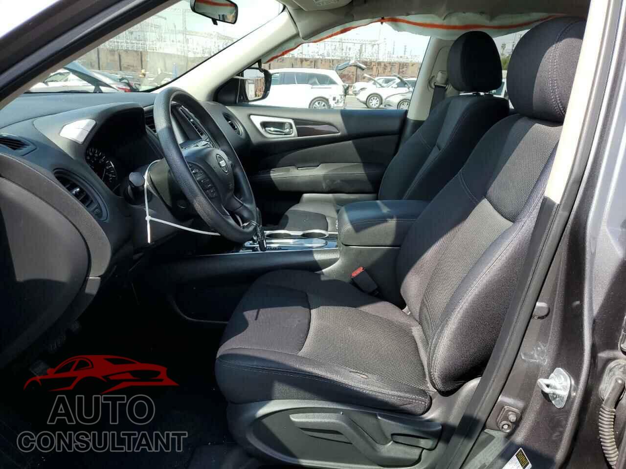 NISSAN PATHFINDER 2017 - 5N1DR2MN6HC607289