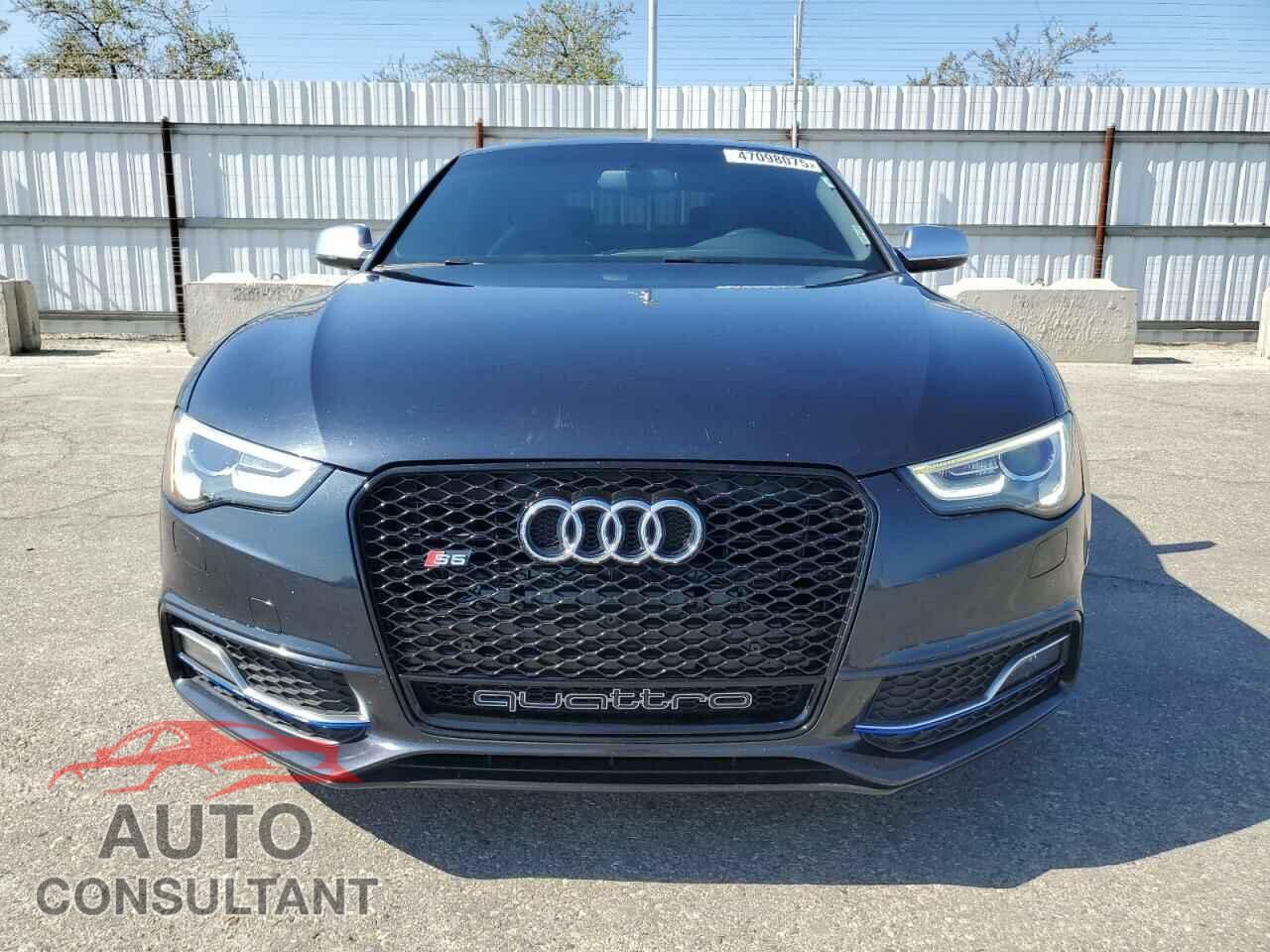 AUDI S5/RS5 2013 - WAUCGAFR9DA043933