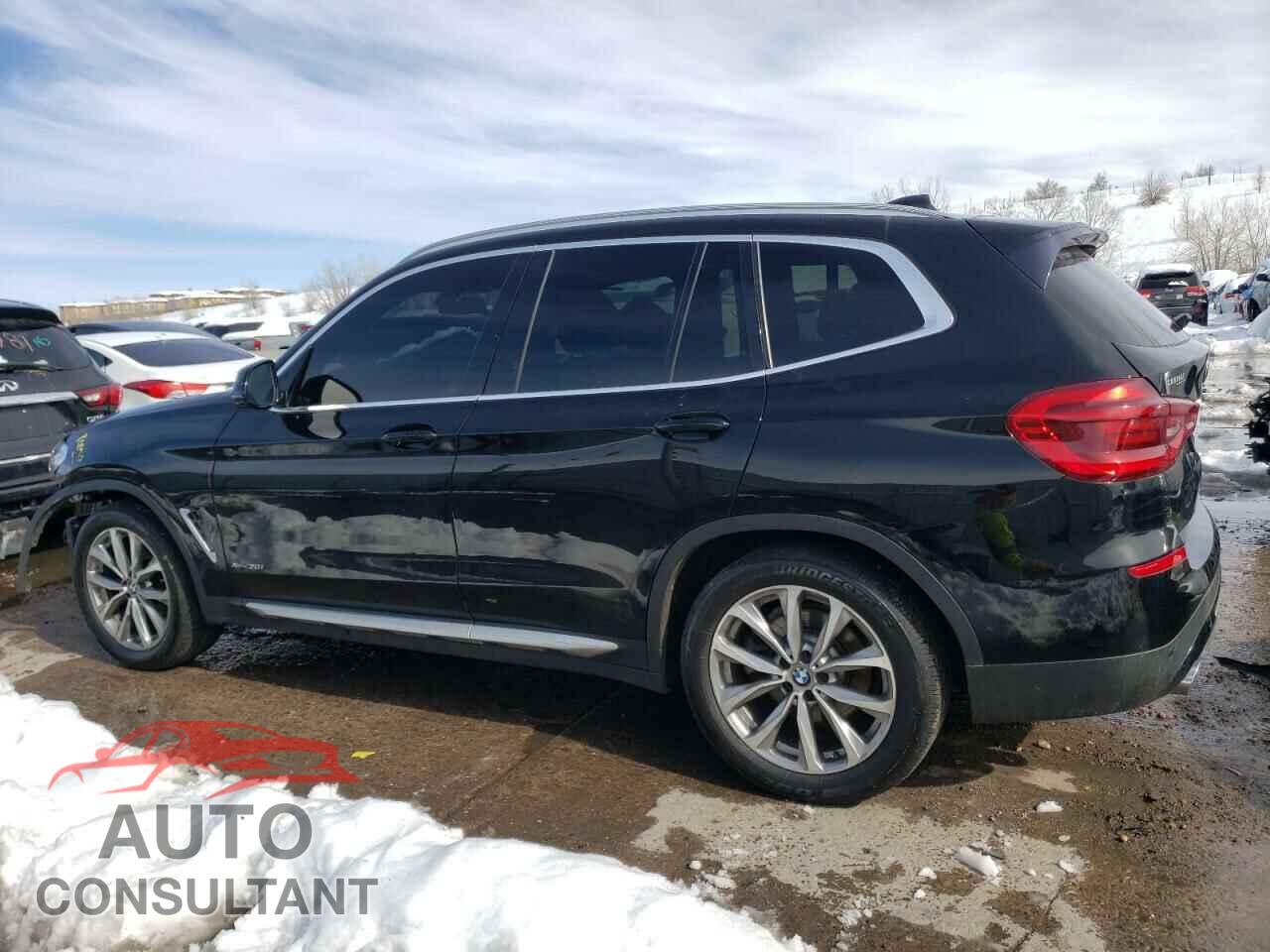 BMW X3 2018 - 5UXTR9C54JLD66124
