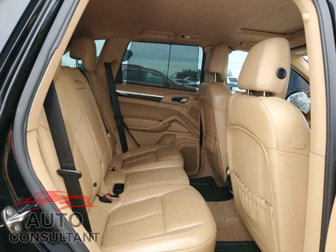 PORSCHE CAYENNE 2013 - WP1AF2A25DLA25929