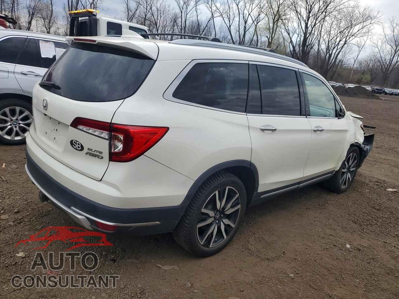 HONDA PILOT 2019 - 5FNYF6H00KB009388