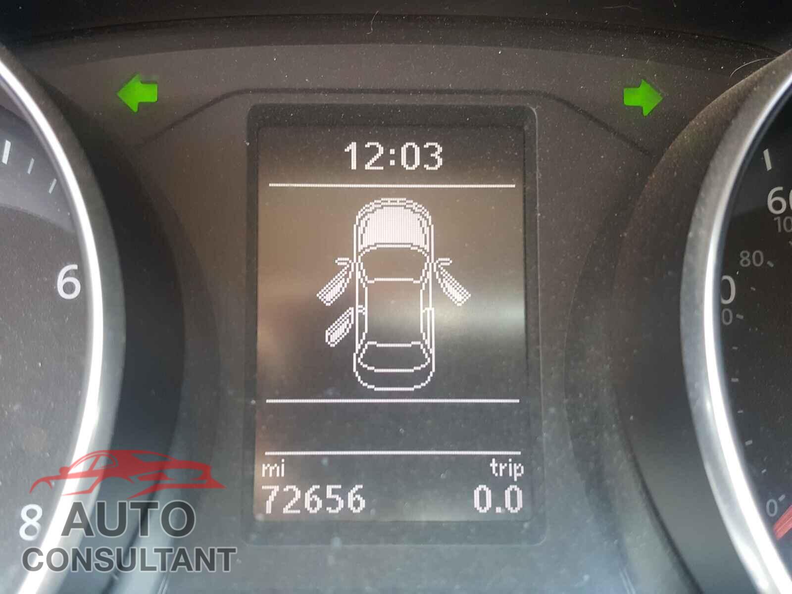 VOLKSWAGEN PASSAT 2017 - 1VWBT7A32HC009162