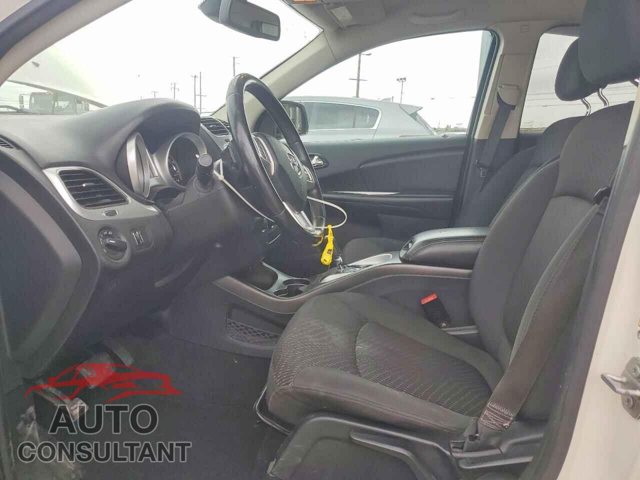 DODGE JOURNEY 2018 - 3C4PDCAB4JT384213