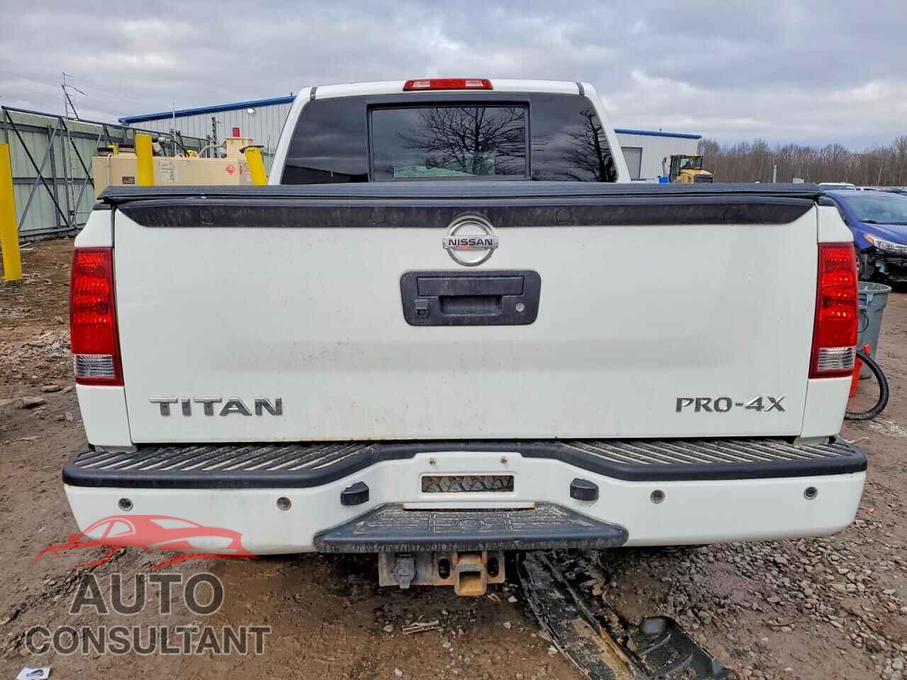 NISSAN TITAN 2013 - 1N6AA0EC9DN310917